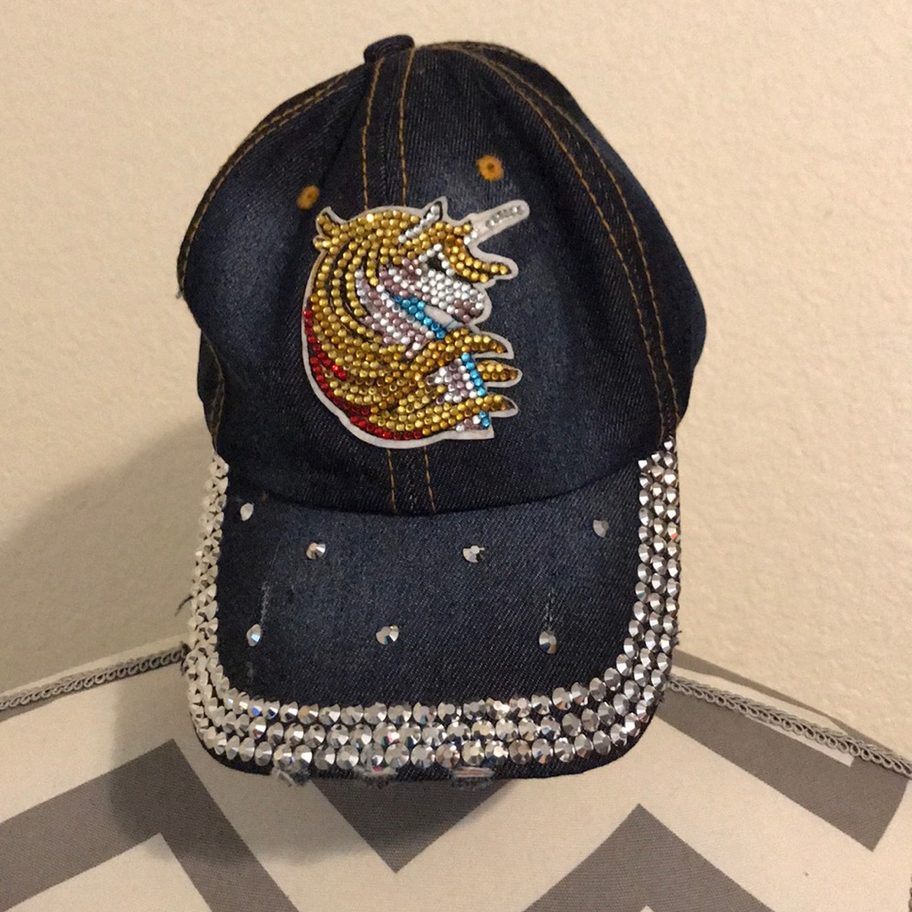 NWOT unicorn jeweled cap